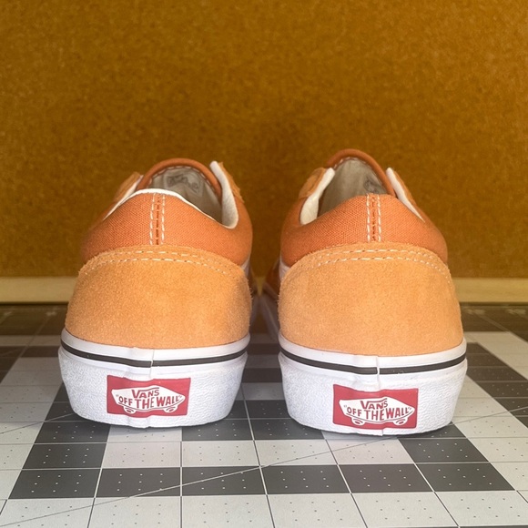 Vans
Old skool
Brand new
NWOT - Picture 3 of 8